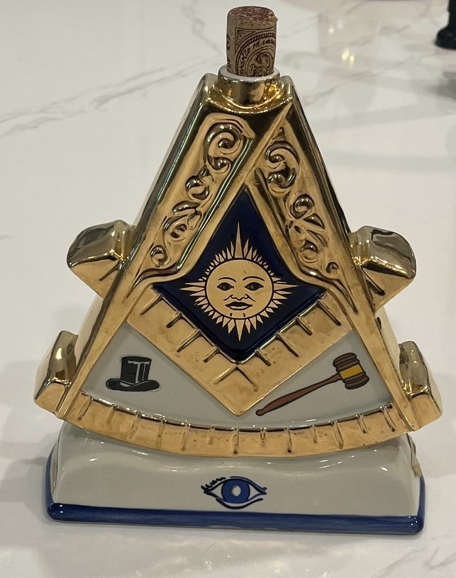 Vintage Limited Edition Extremely Rare 1970's Past Master Masonic Decanter