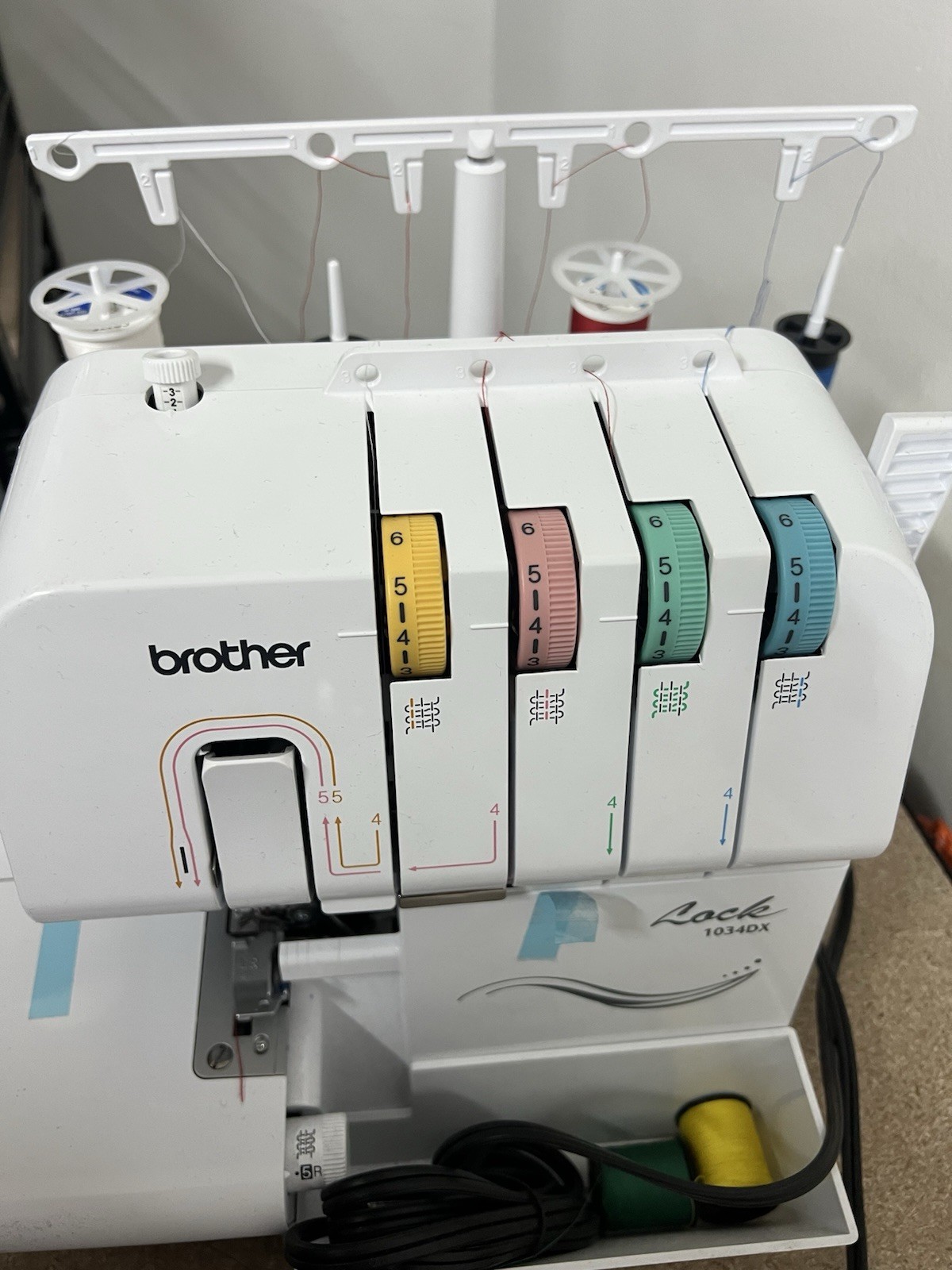 Brother 1034D Serger - GREAT CONDITION - ORIGINAL BOX
