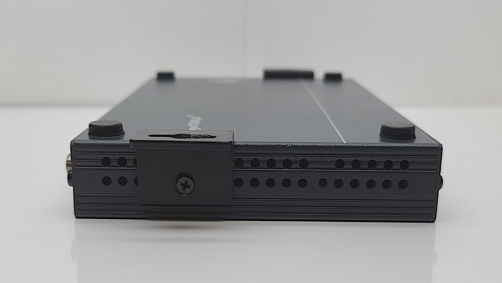 Kramer MegaTOOLS SID-X2N DisplayPort, HDMI, VGA & DVI Auto Switcher over HDBaseT