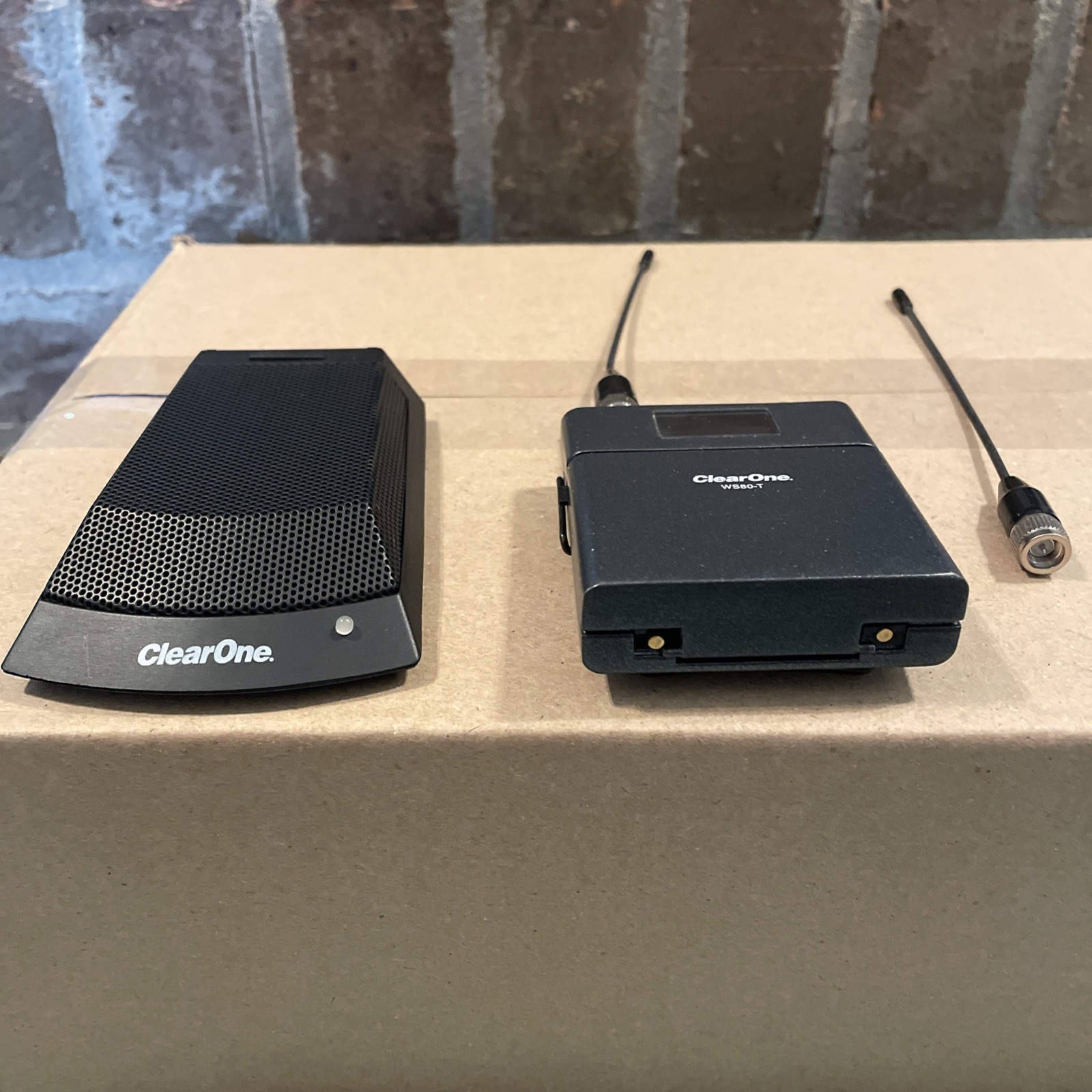 ClearOne M586 573-599MHz Wireless Transmitters — Boundary + Beltpack, Tested