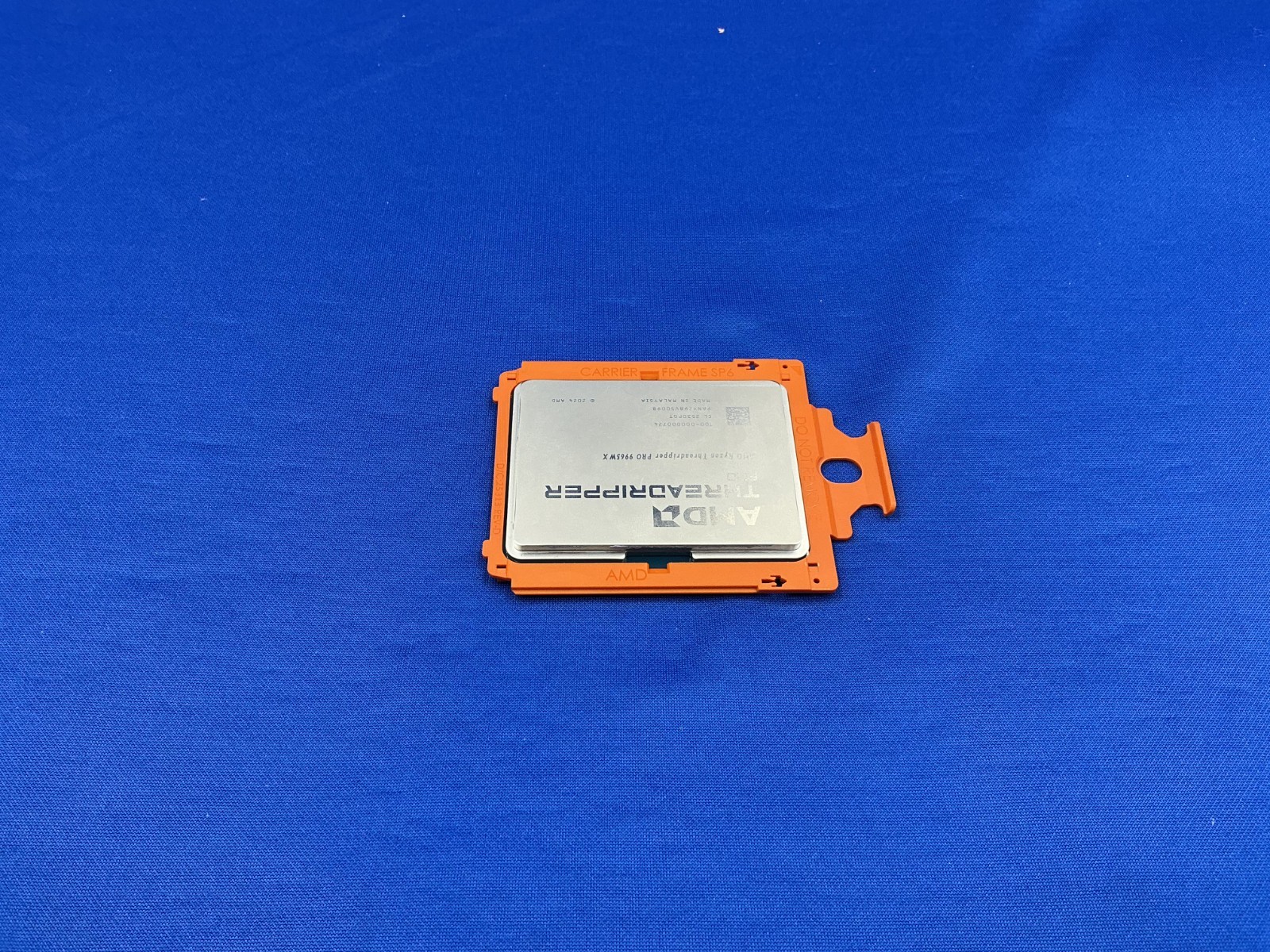 AMD Ryzen Threadripper Pro 9965WX 24-Core 5.4GHz sTR5 CPU 100-000000724 UNLOCK