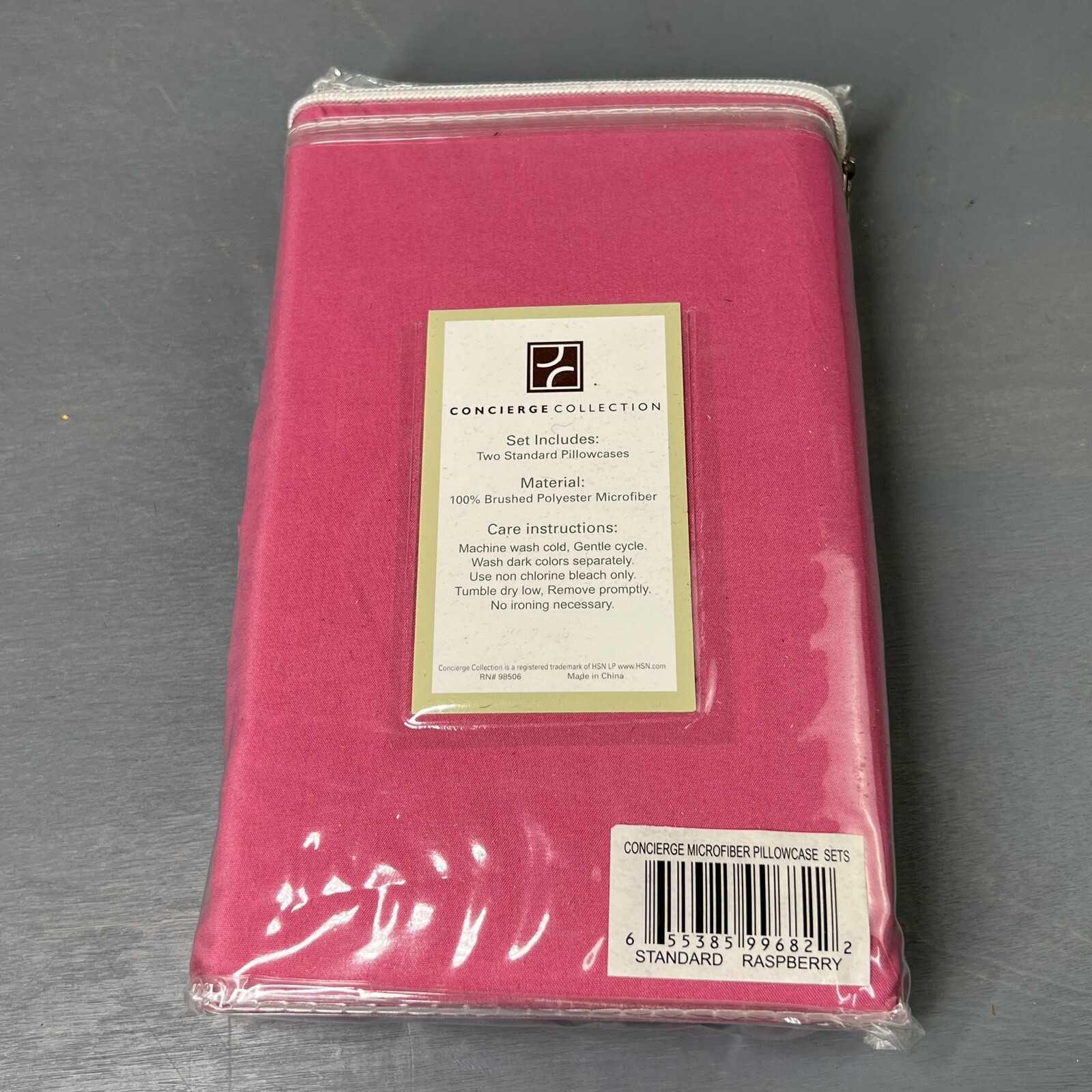 Concierge Collection Set of 2 Standard Microfiber Pillowcases Raspberry