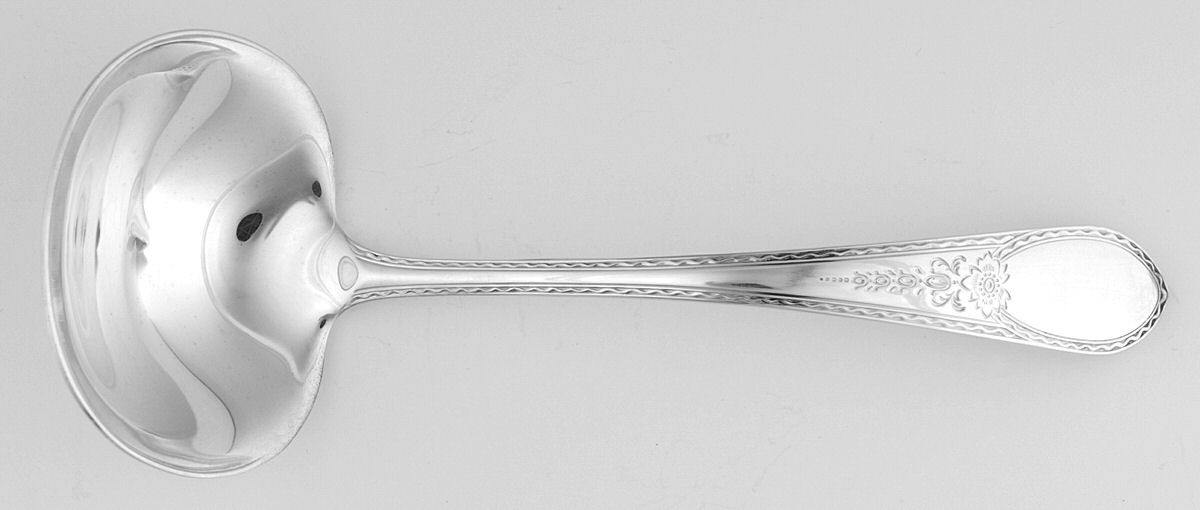 Lunt Silver Colonial Engraved  Solid Gravy Ladle 324980