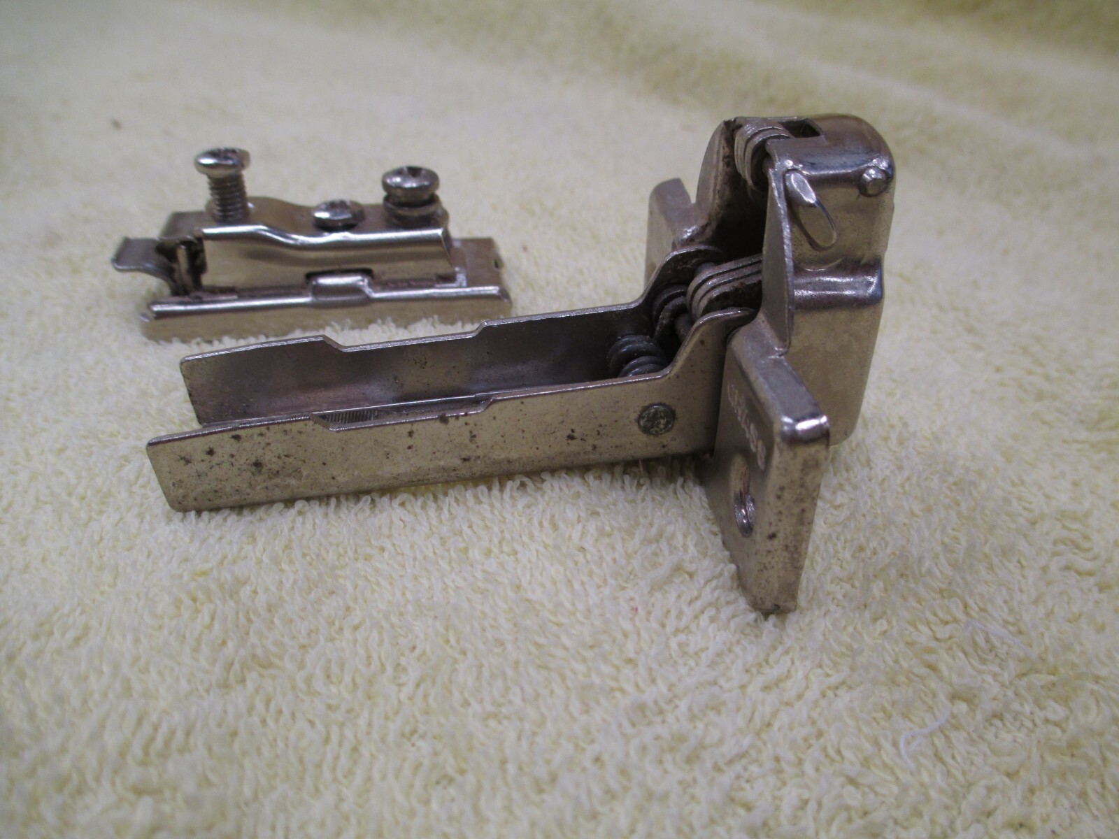 Grass 1006-30 Cabinet Hinge, No Base Plate, WS