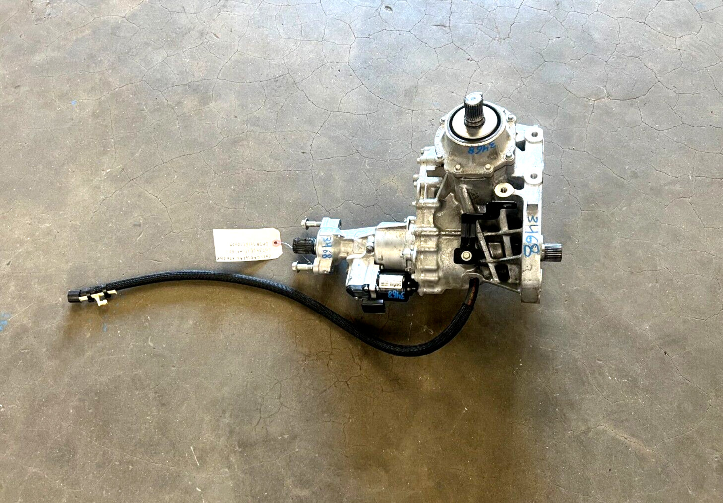 20-22 CADILLAC XT6 3.6L AWD AUTOMATIC TRANSMISSION TRANSFER CASE, OEM LOT3468