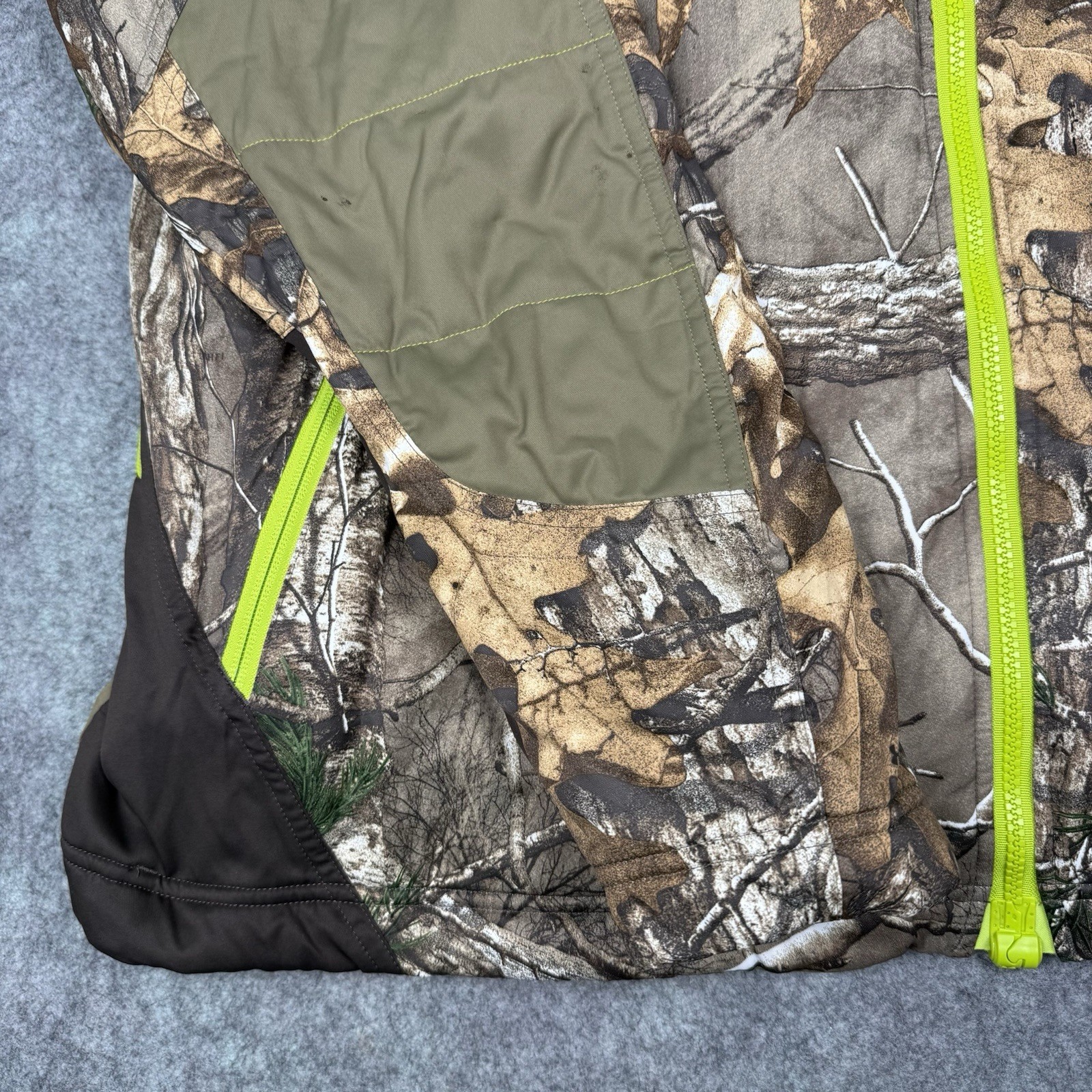 Under Armour Scent Control Infrared Camo Hooded Barrier Jacket Realtree 2XL