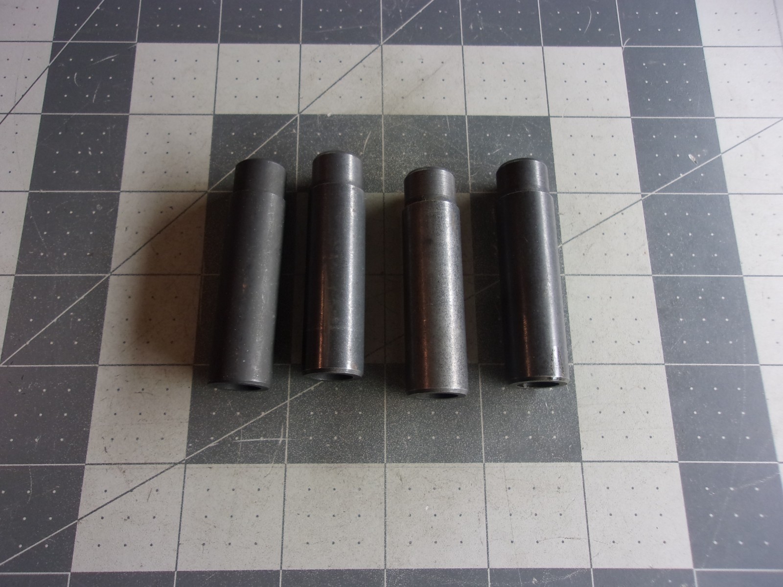 SBI 140-1977 (4) Valve Guides 2236557 33261752 Perkins A.4236 L4 236CI 3.9L