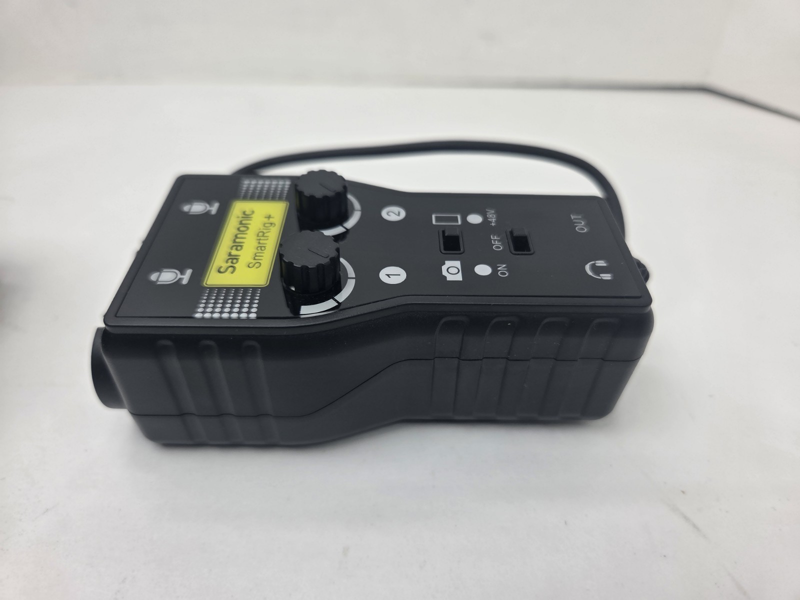 Saramonic SMARTRIG+ 2-CH AUDIO INTERFACE W/ XLR, 1/4" 1/8” INPUTS CAMERA PHONES