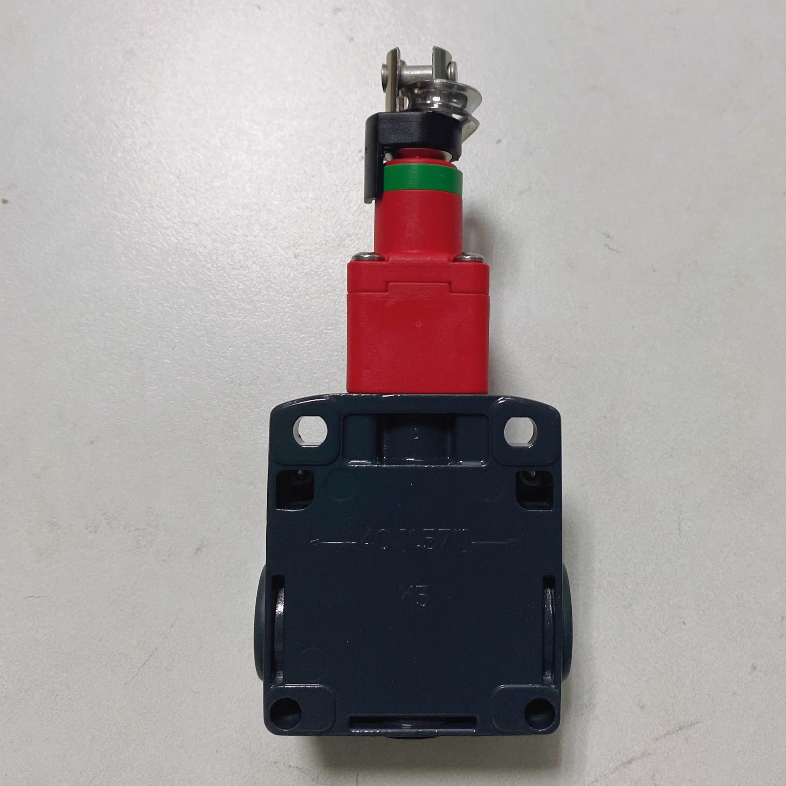 Pizzato Pull rope switch FL1878