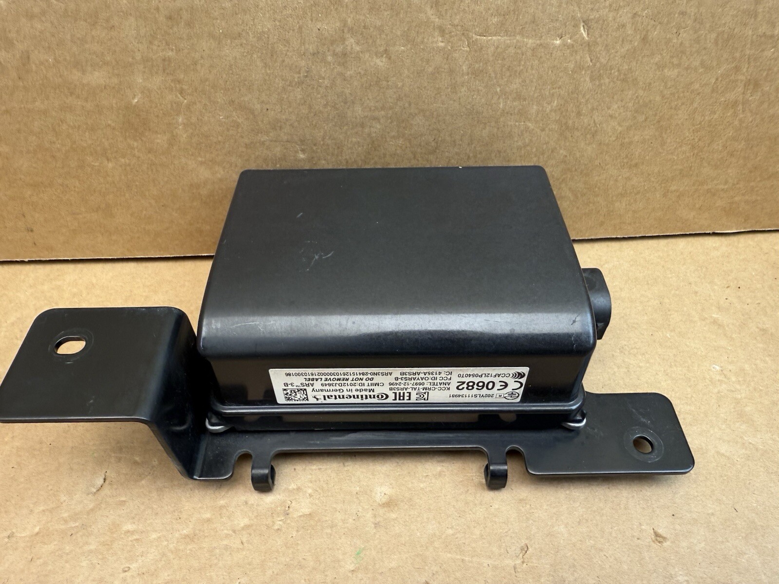 2014 - 2024 Infiniti Q50 Q60 QX60 Front Distance Radar Sensor OEM 28438 4GA1B