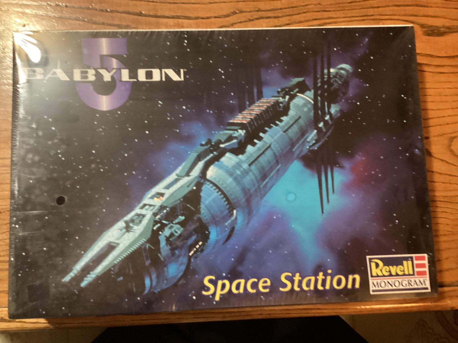 Revell Monogram Babylon 5 Space Station Model Kit #85-3622 | Factory Sealed