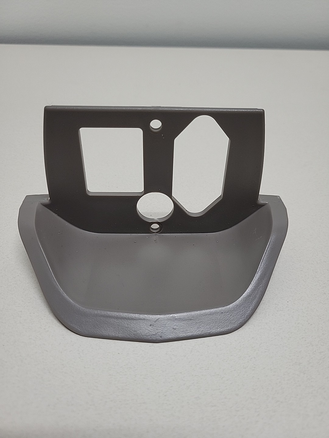 Yowza Captiva Elliptical Power Outlet Plate (14E)