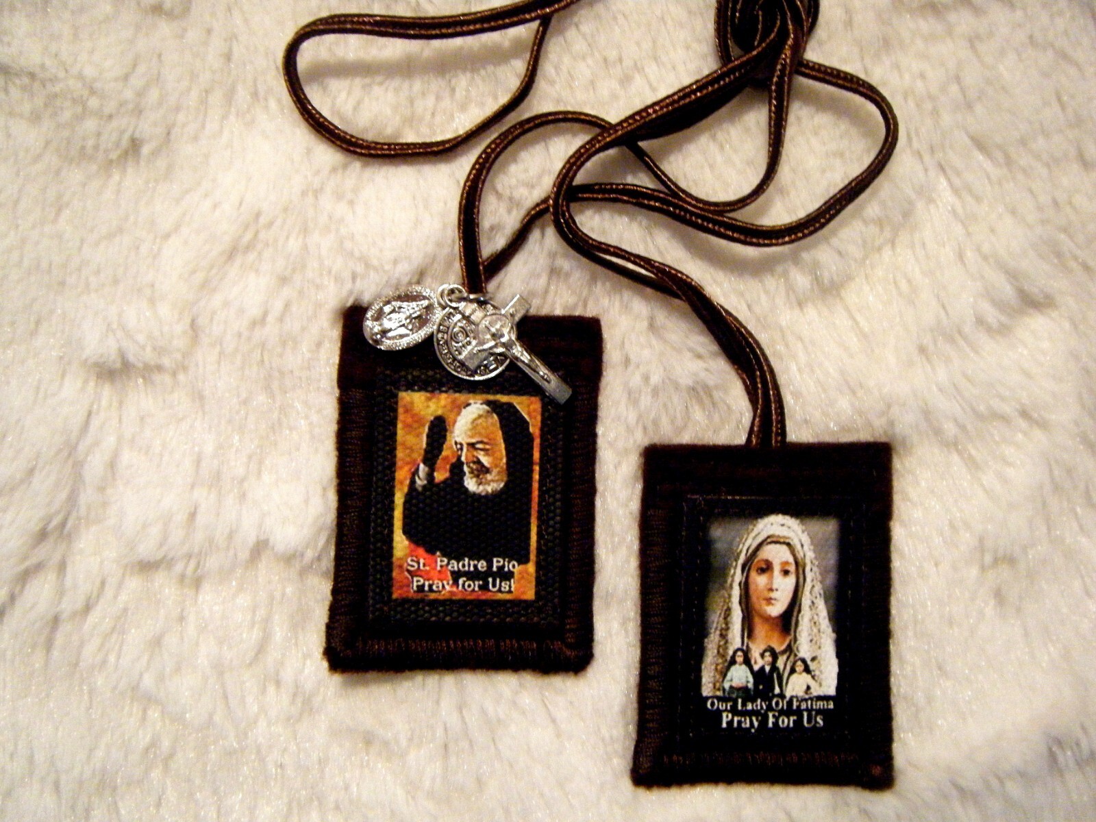 Padre Pio Fatima Brown Scapular 100%Wool