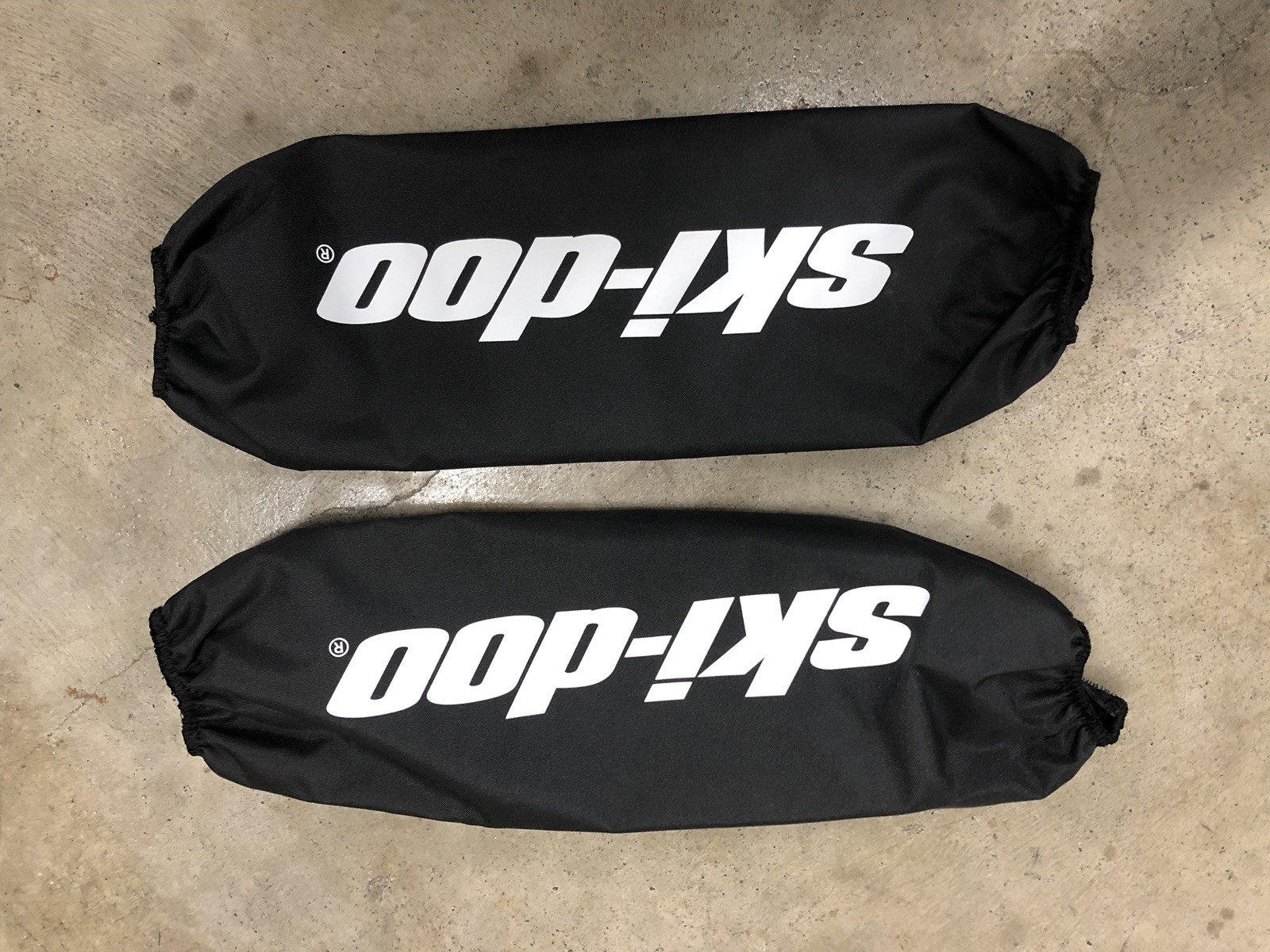 SKI-DOO BLACK SHOCK COVERS 860201128