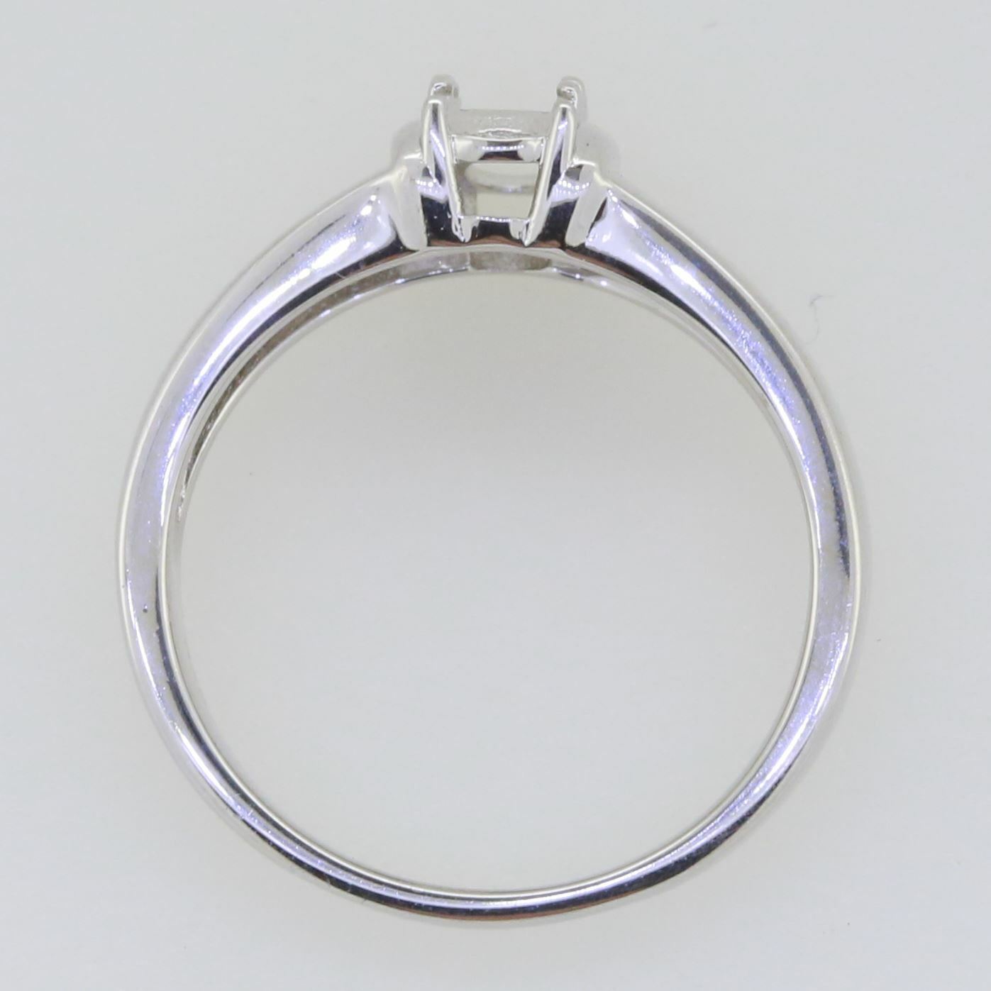 Sterling Silver Semi Mount Ring Setting Round RD 4x4mm White Topaz PJC16714R