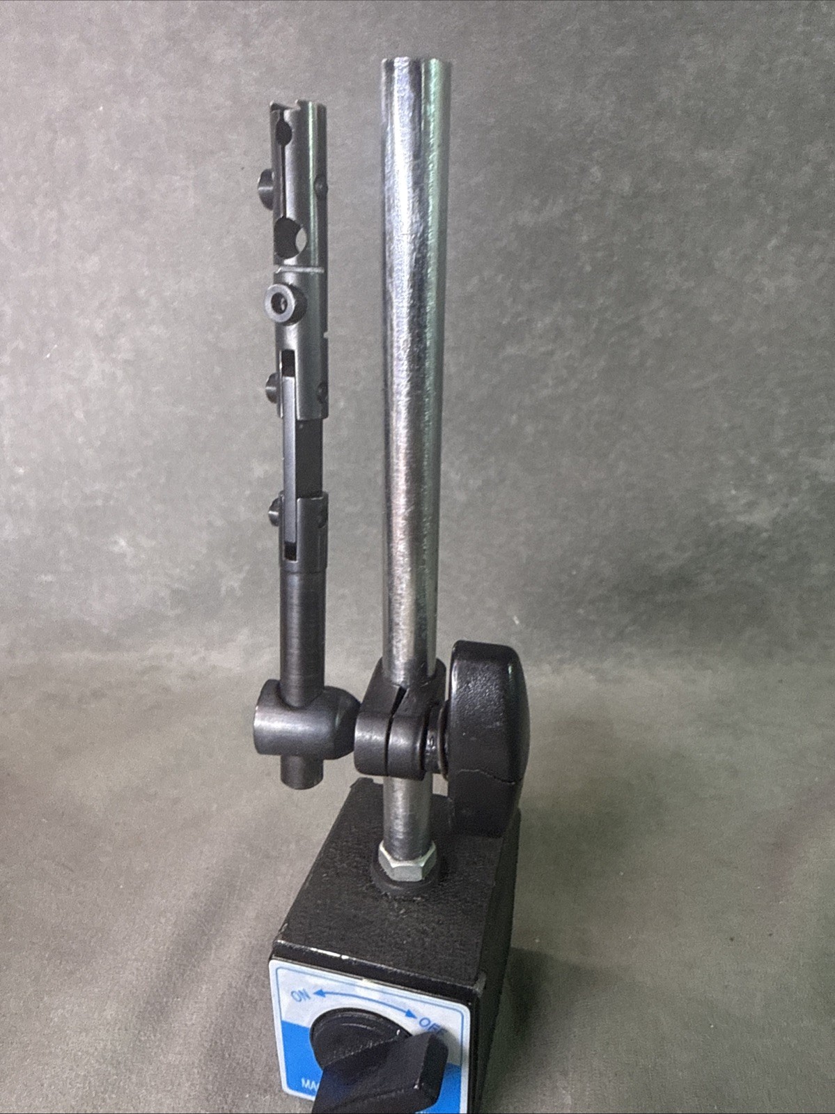Multipositional Magnetic Base w/Fine Adjustment