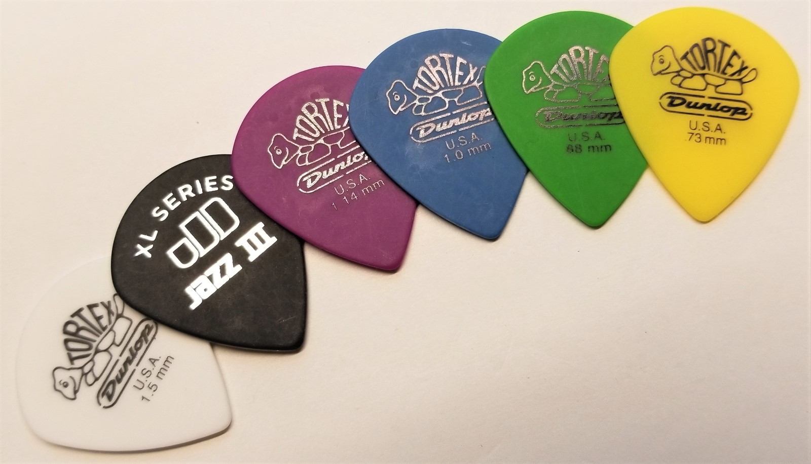 Dunlop Jazz III XL  6 Picks .73, .88, 1.0, 1.14, 1.35, 1.5mm