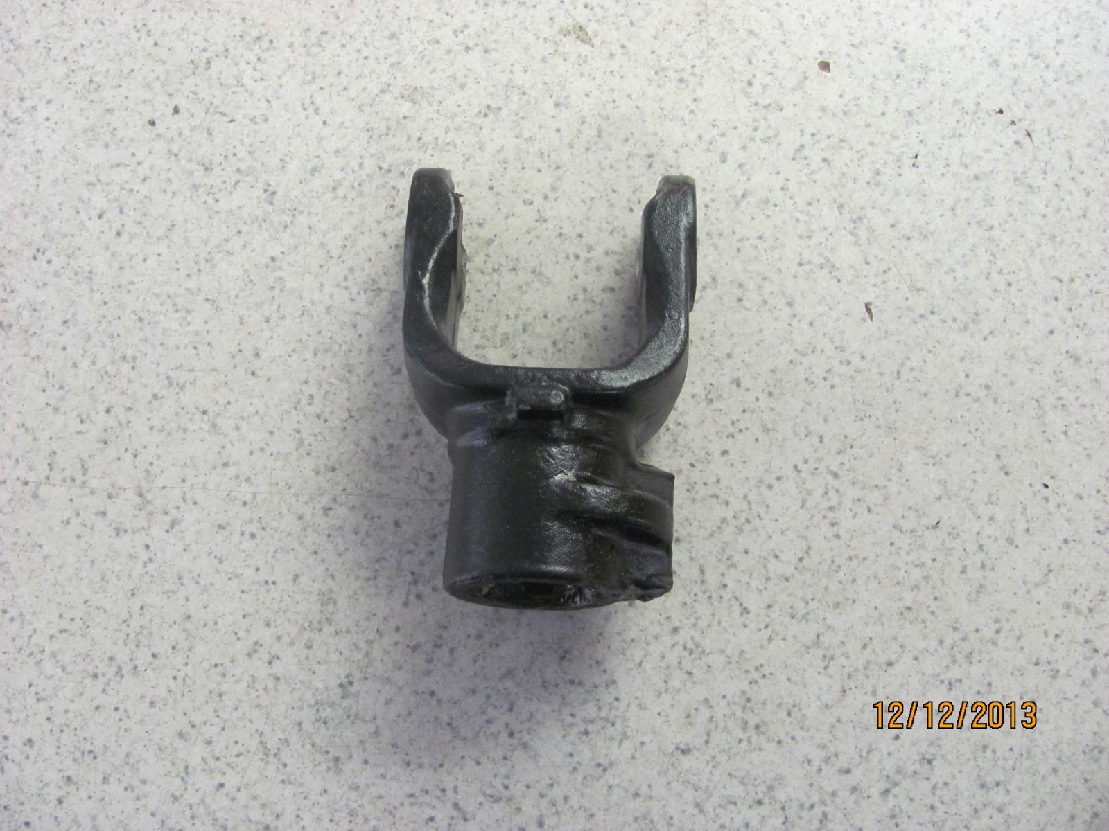 SERIES 4 TRACTOR YOKE FOR PTO SHAFT- 1-3/8" 6 SPLINES- STANDARD 540 HOOKUP