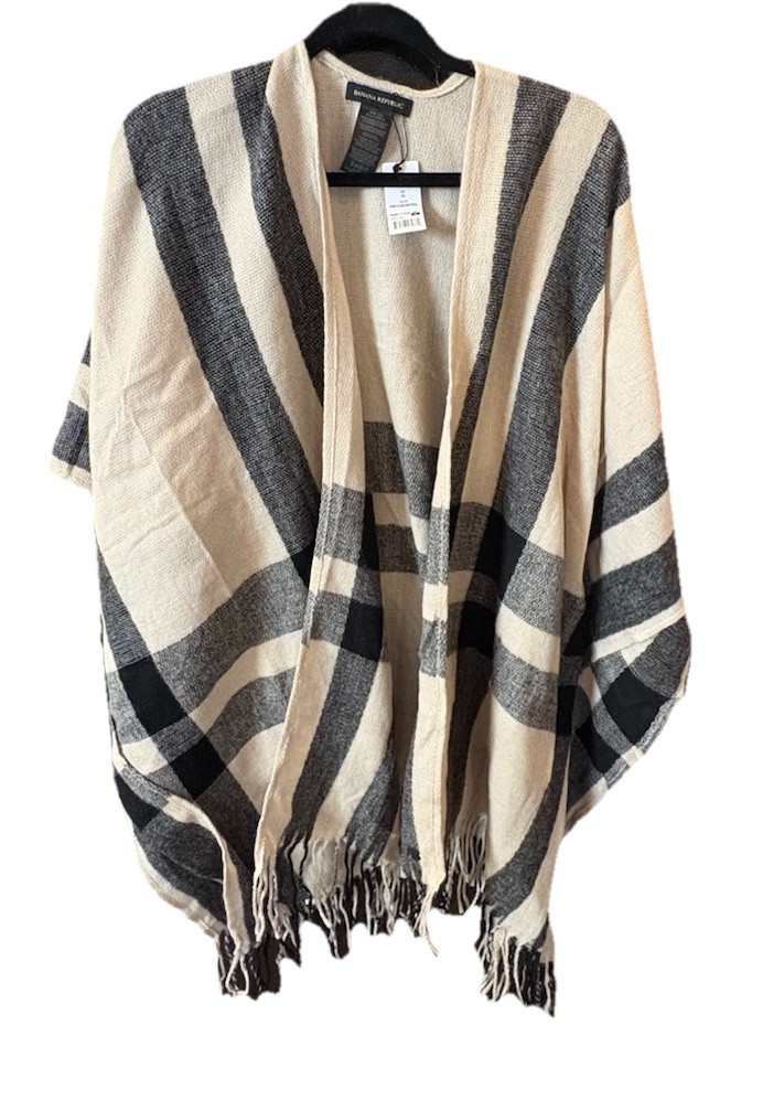 NWT MSRP 119$ Banana Republic Plaid Neutral Fringe Shawl Wrap Women's OS