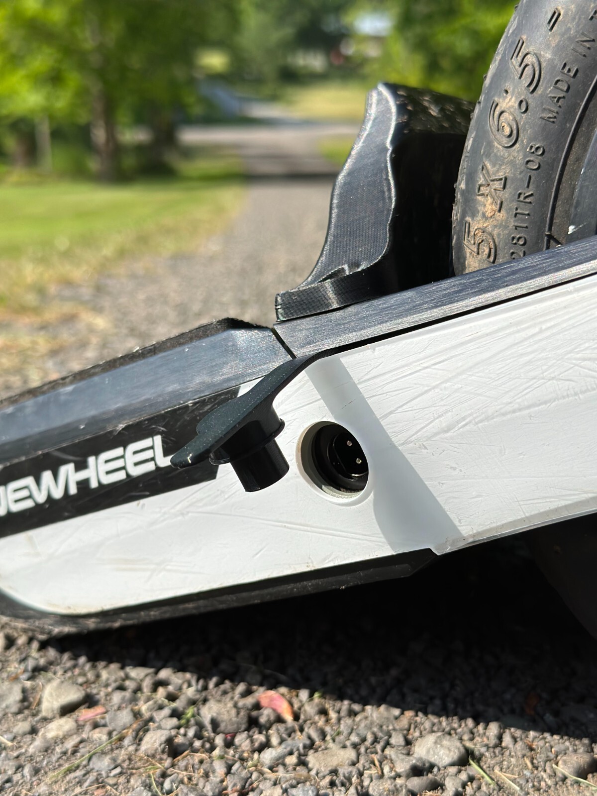 OneWheel GT / GTS Tethered Charger Plug