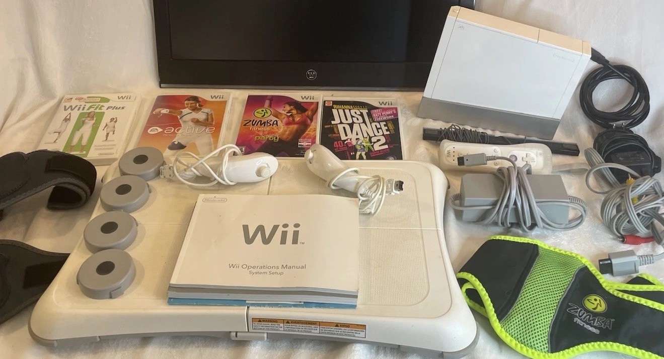 Nintendo Wii Console Bundle With Wii Sports Fit Balance Board And Games Tested