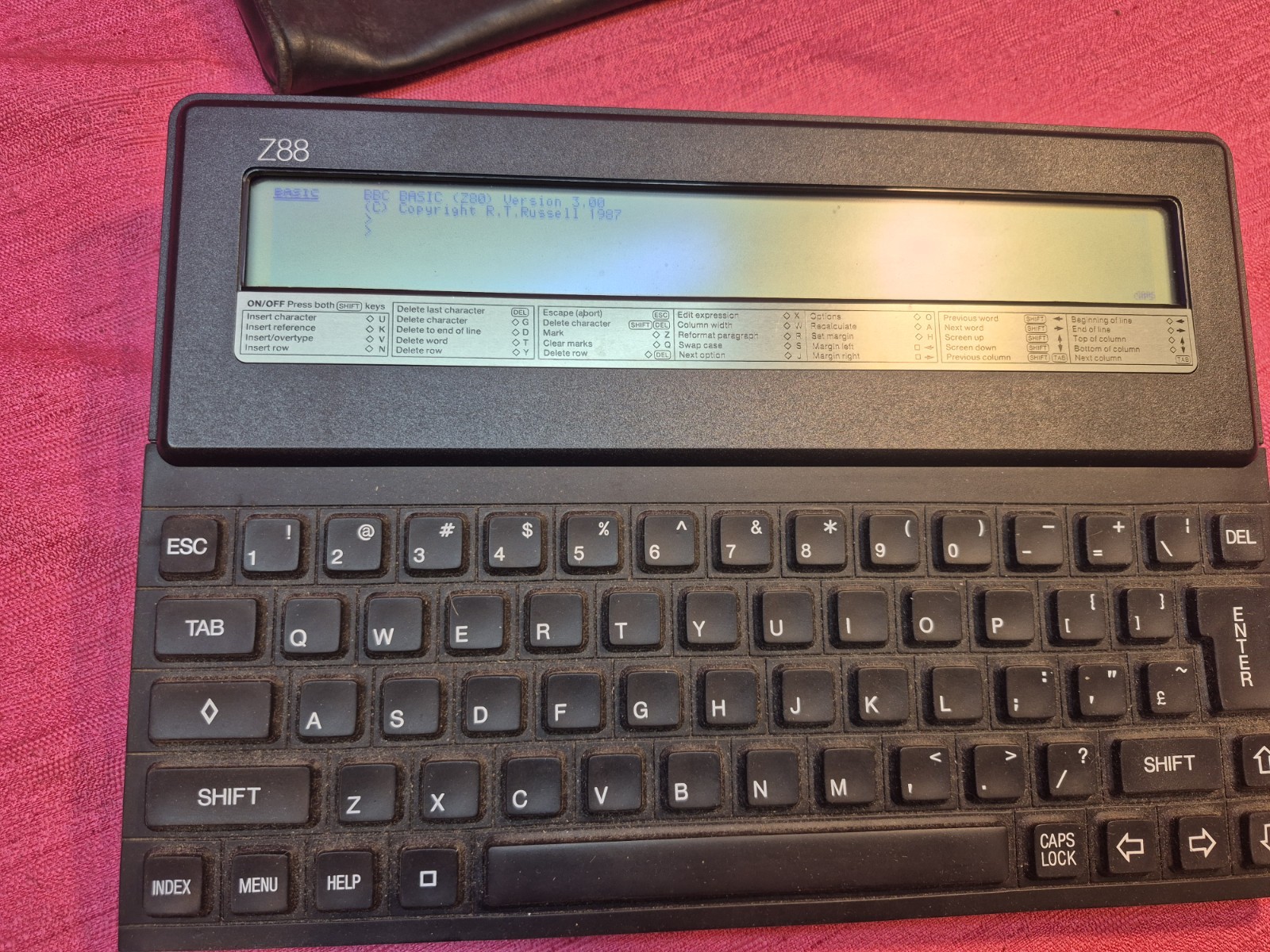 Vintage Cambridge Computer Z88 Portable Laptop Notebook Tested Working Sinclair