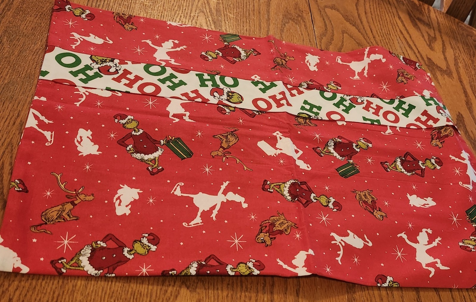 Pillowcase Grinch Citton 20x30