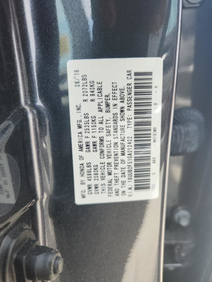 TLX 2016 Glove Box 4790332