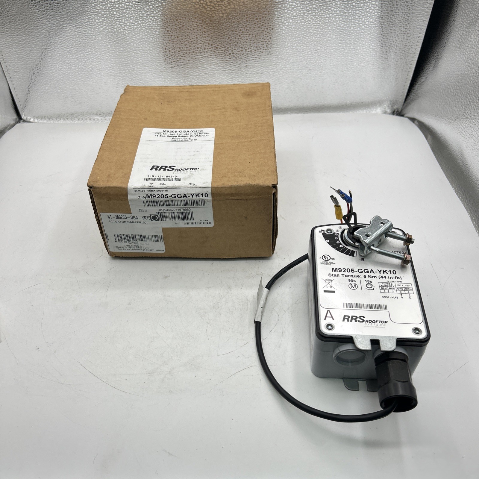 Johnson Controls Damper Actuator M9205-GGA-YK10 See Pics
