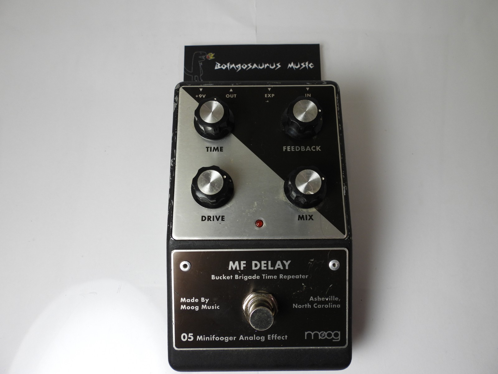 Moog MF-Delay Effects Pedal Bucket Brigade Time Repeater Moogerfooger Minifooger