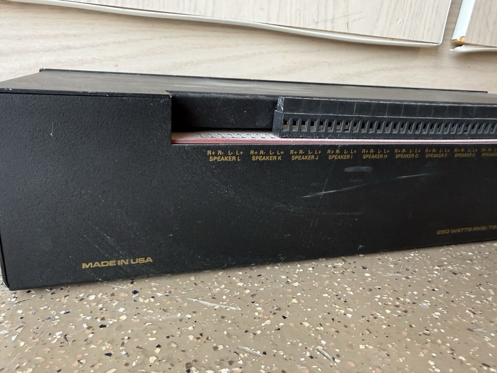 AUDIOPLEX TECHNOLOGY MASTER SERIES MS-8 750W SPEAKER SWITCHER