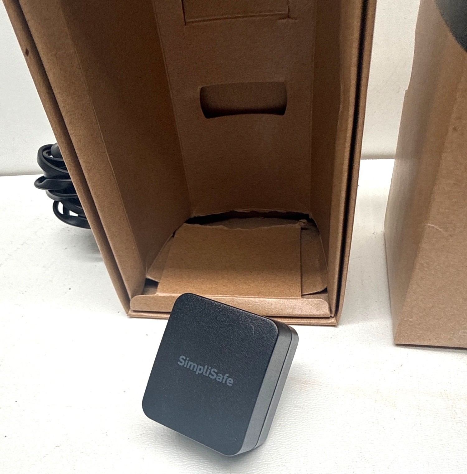 SimpliCam Security Camera By SimpliSafe Model SSCM1 Indoor Smart Wi-Fi Capabilit