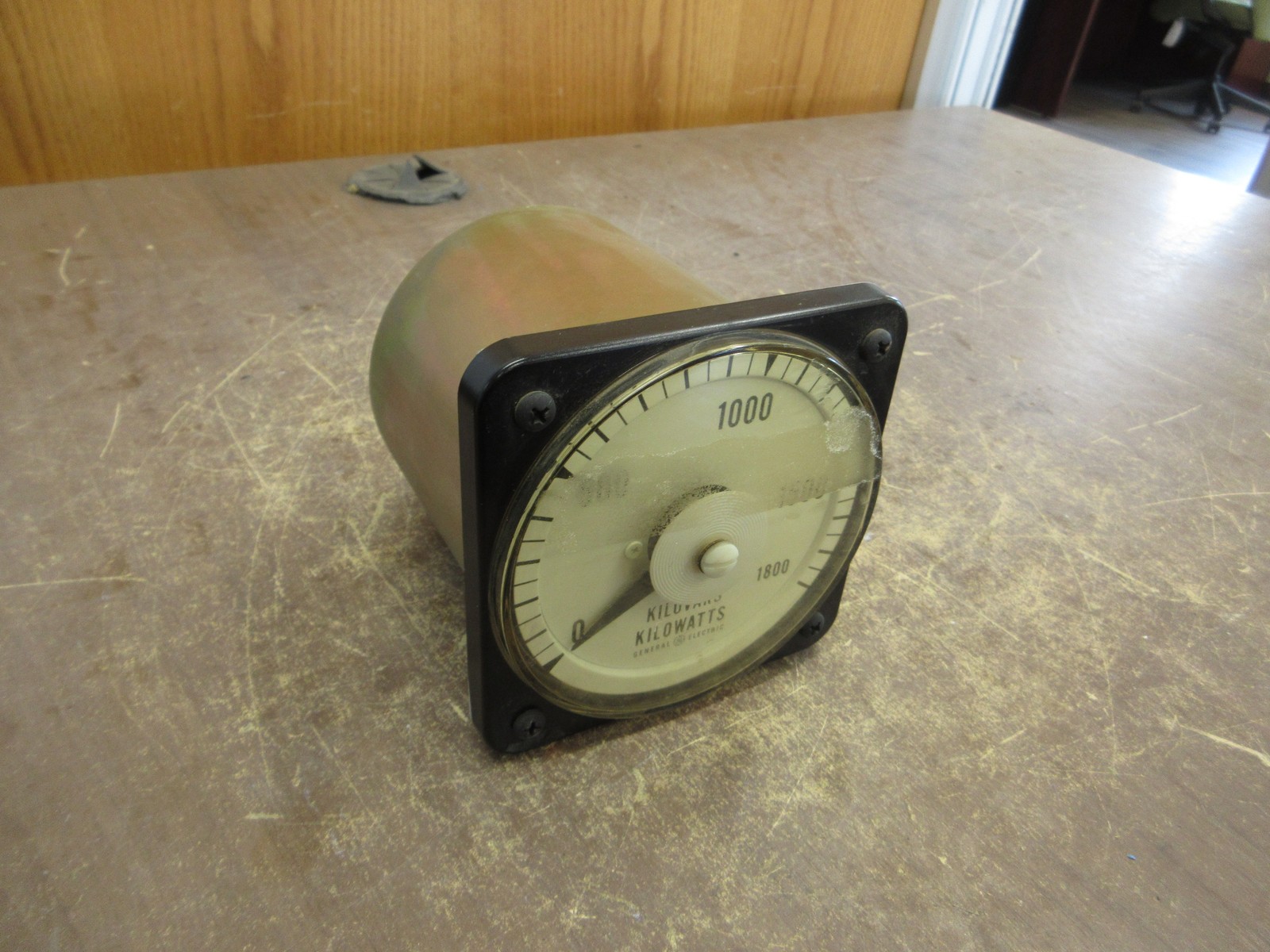 GE KV/KW Meter 103111FAFA7WEC/UL Range: 0-1800 Used