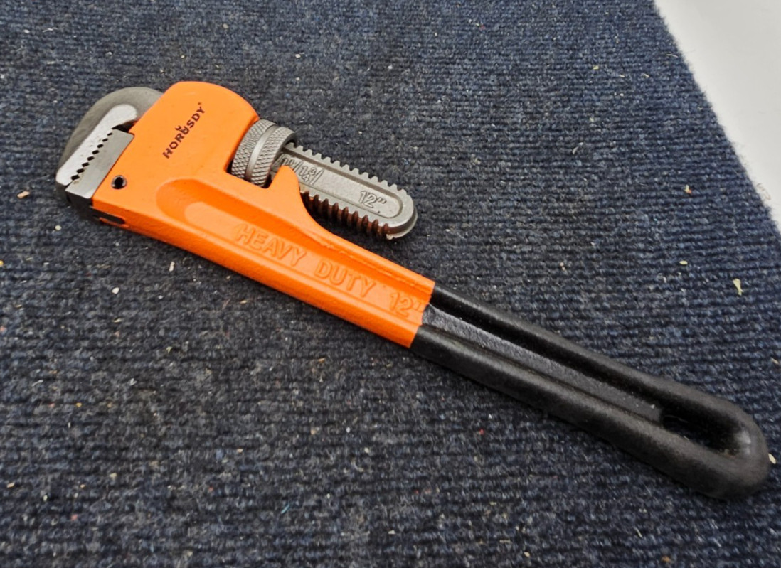 Horusdy 12" Heavy Duty Pipe Wrench Tool Adjustable Soft Grip Plumbing