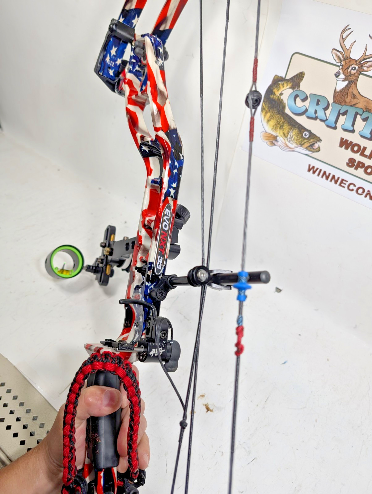 PSE Evo Nxt 33 Compound Bow Pkg! 26.5-32" 60-70#'s RIGHT HAND! American Flag!