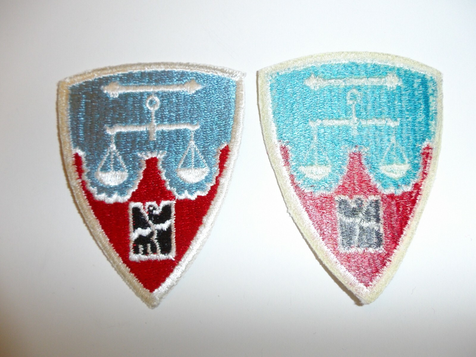 e3862 Post WW 2 US Army Nuremberg District patch occupation US made 70's R9C
