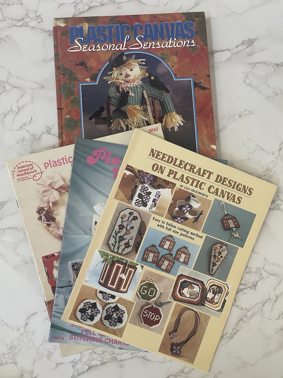 Lot of 4 Plastic Canvas Project Books Booklets Leaflets
