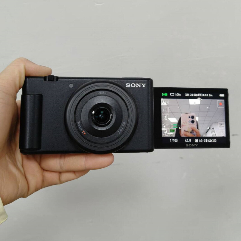 Sony ZV-1F 20.1MP 4K f/2 Vlogging Compact Digital Camera