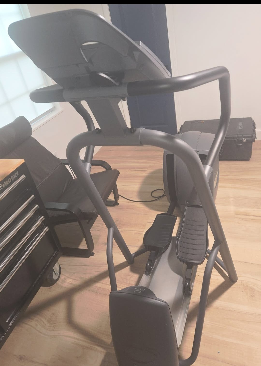 Precor EFX 5.17i Rear Drive Elliptical Trainer