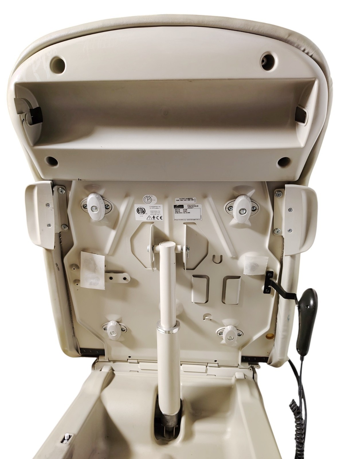 Midmark 623-008 Barrier Free Power Exam Table with Hand Controller