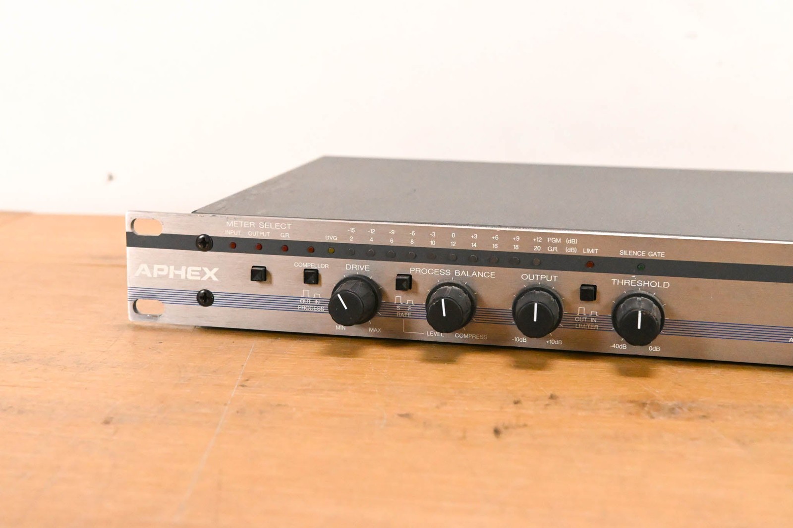 Aphex Compellor 323A Aural Exciter Compressor Leveler Limiter CG01YYC