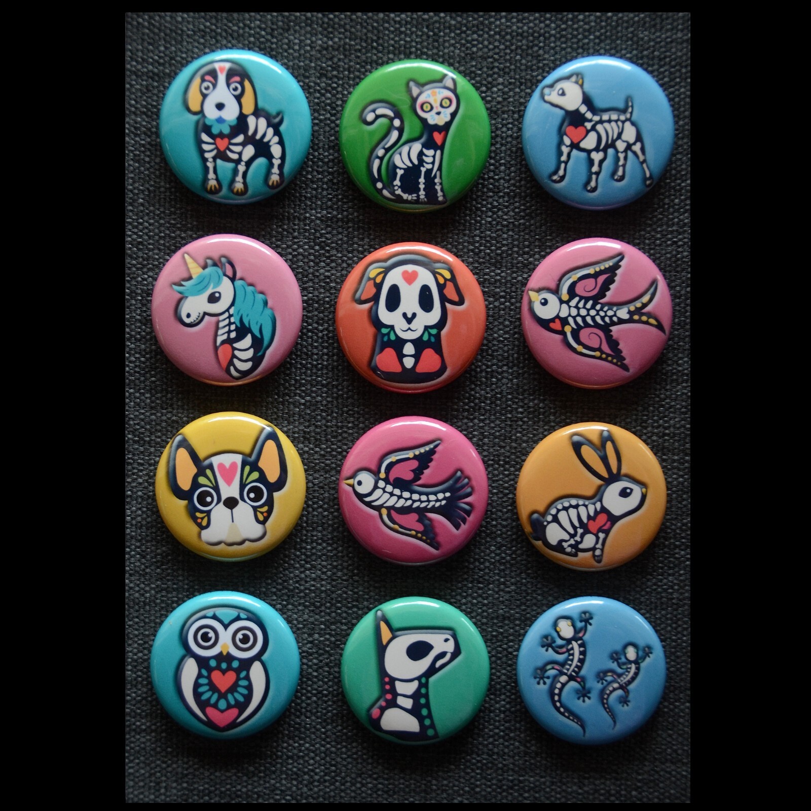 Dia de Los Muertos Animals / Buttons (Set of 12) / Various Size Options