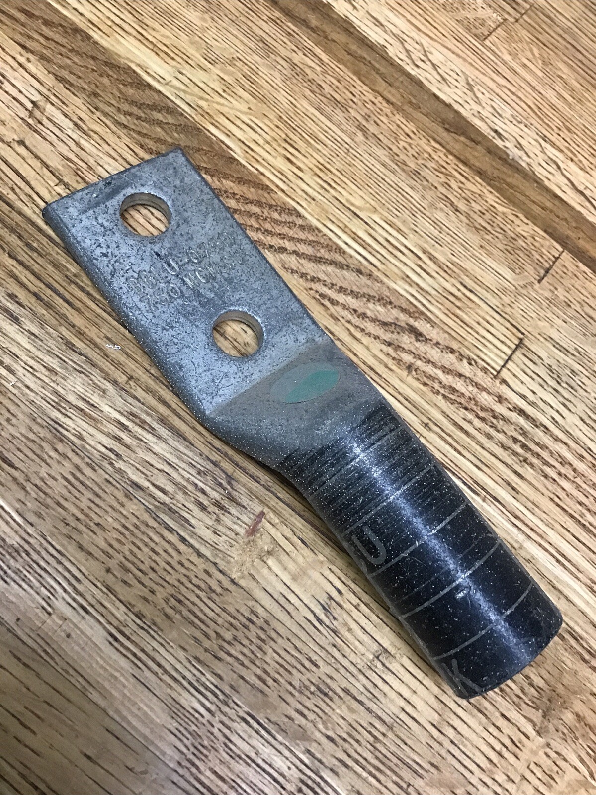 750MCM LUG,2 hole Lug