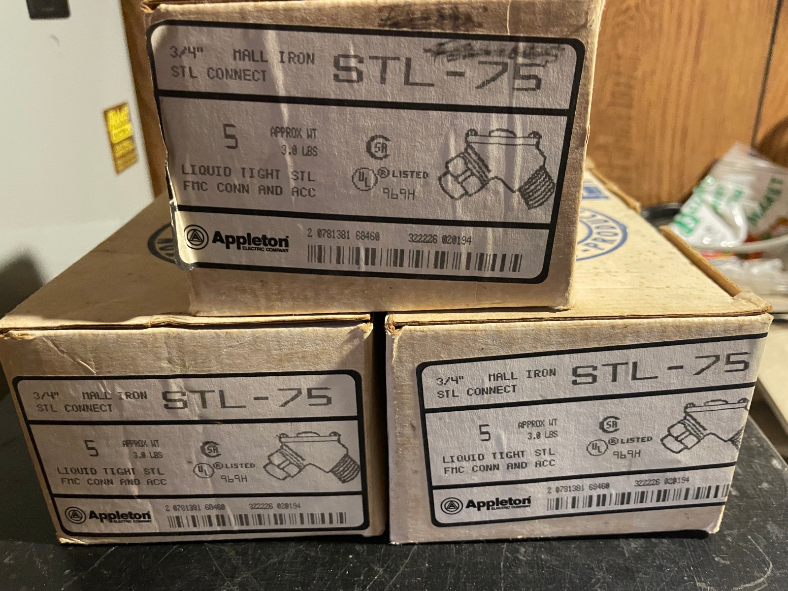 APPLETON STL-75 Flexible Conduit fitting with Pulling Elbow, Malleable Iron, New