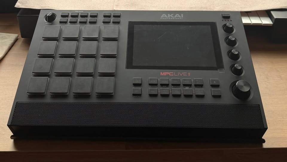 Akai Professional MPC Live II Production Controller: Open-box / Unplayed