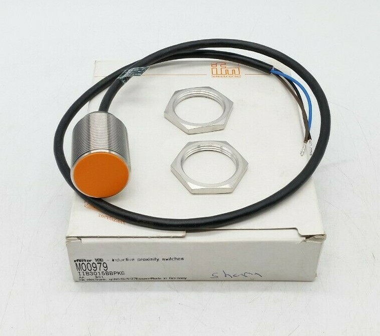 Ifm IIB3015BBPKG Efector 100 Inductive Proximity Switch