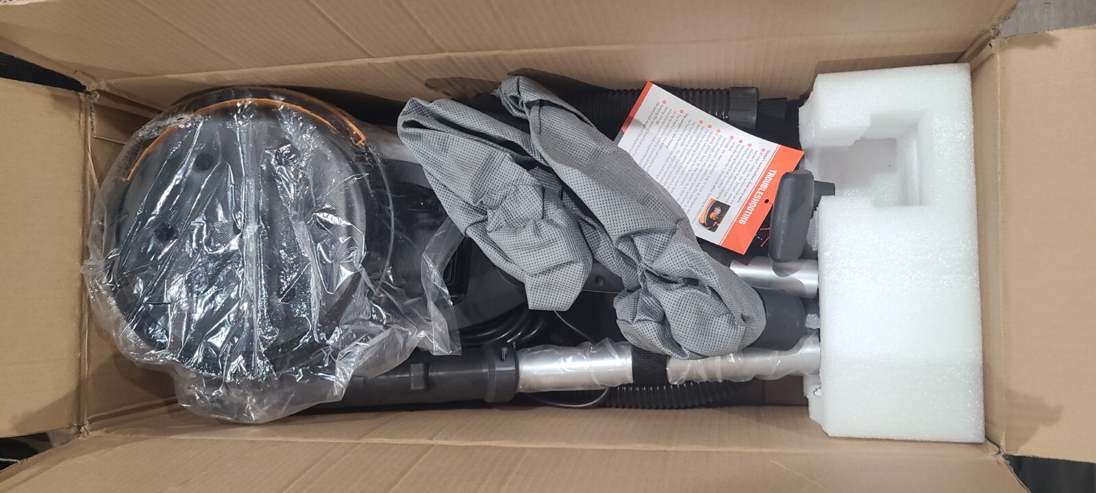 Gioventu SZL-25FV-2 Drywall Sander Brand New Unused Black and Yellow
