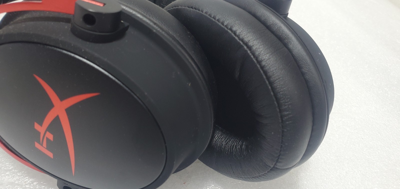 HyperX Cloud Alpha Gaming Headset Wired Dual Chamber Drivers