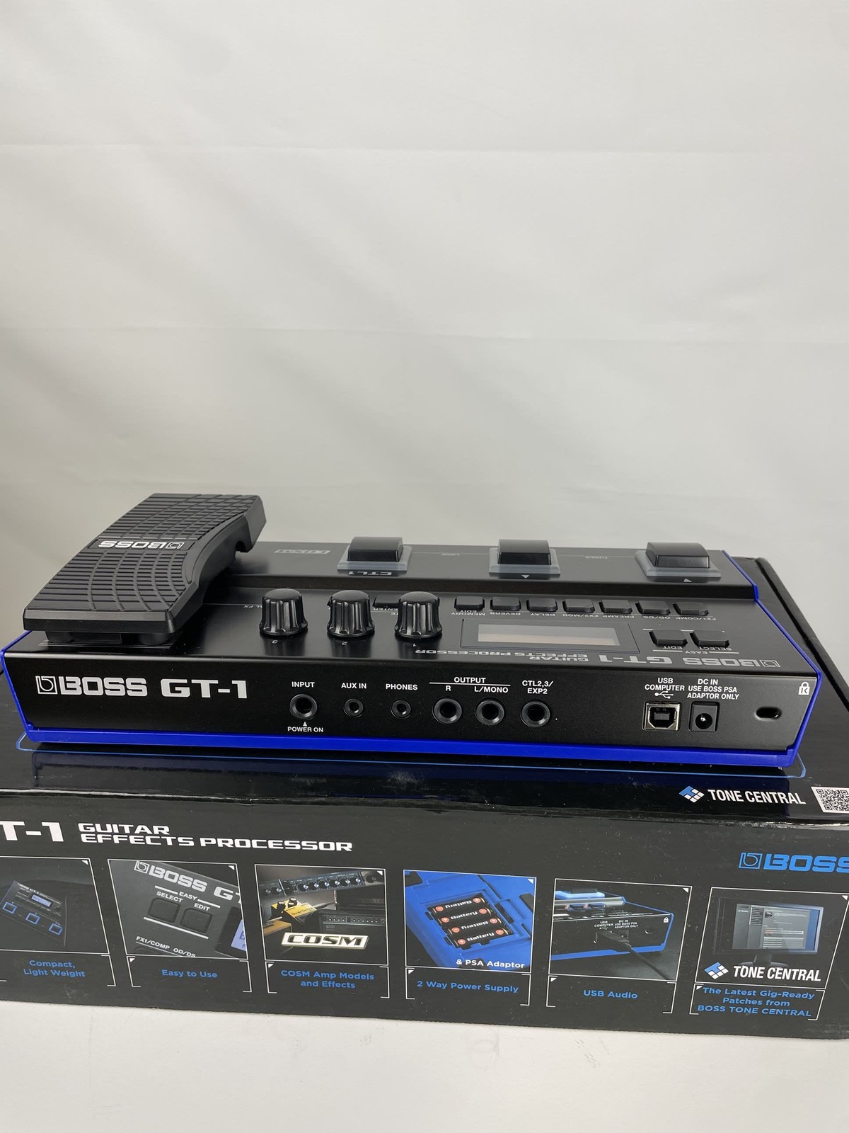 Excellent Boss GT-1 Multi-Effects Processor