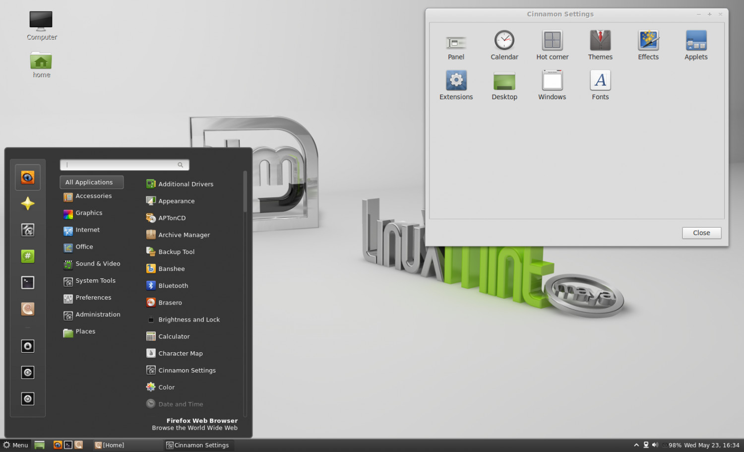Linux Mint 22.1 Xia XFCE Bootable USB Flash Drive – Durable, Efficient, Ready